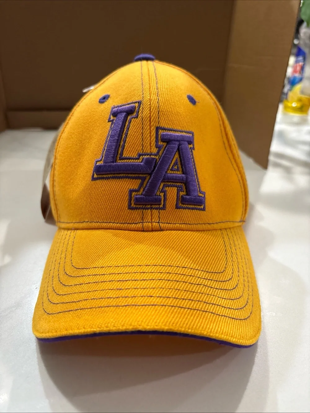 N/A la embroidered